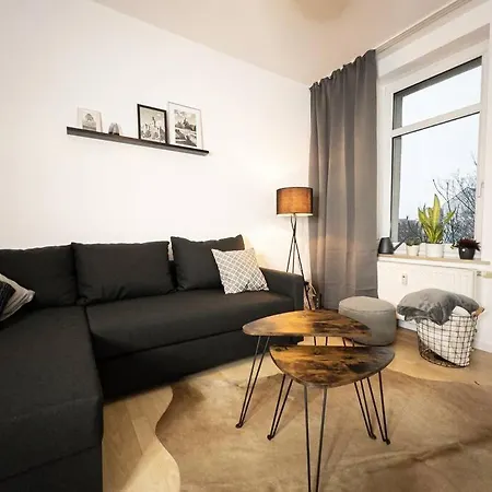Purer Luxus Mit 2 Schlafzimmern, Balkon Und Privat-parkplatz Appartement