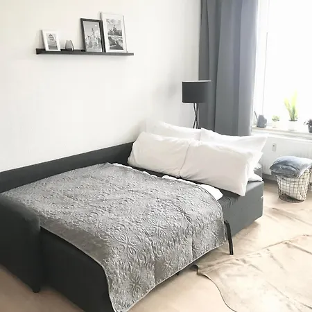 Daire Purer Luxus Mit 2 Schlafzimmern, Balkon Und Privat-parkplatz
