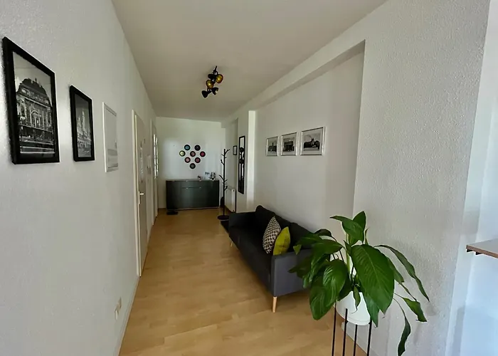 Purer Luxus Mit 2 Schlafzimmern, Balkon Und Privat-parkplatz Lägenhet Leipzig